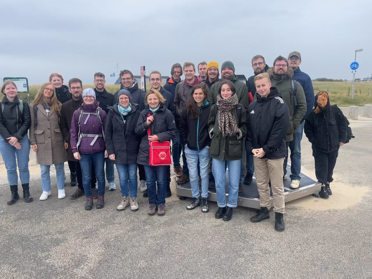 Die Exkursionsgruppe in Katwijk.